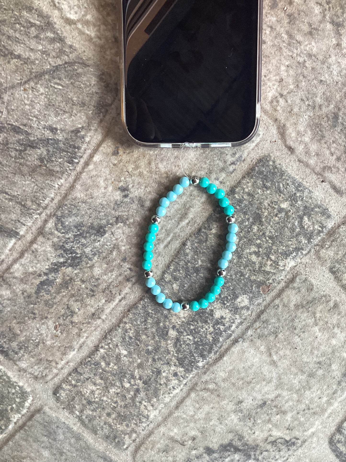 Sea shore phone holder