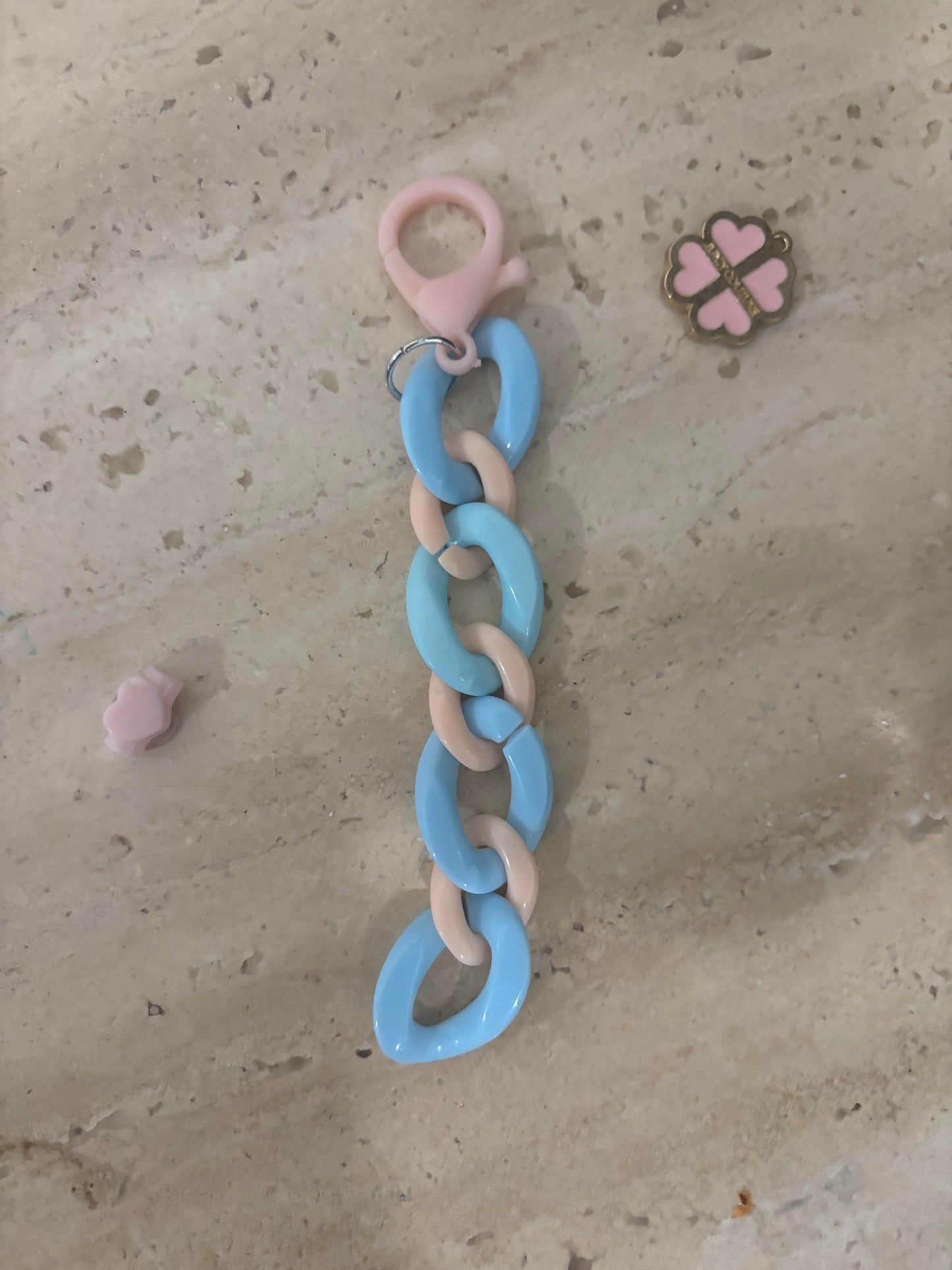 Bubble Loop keychain